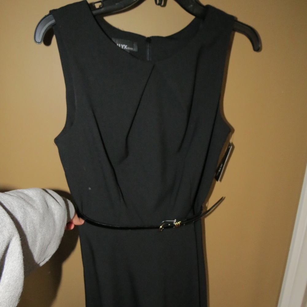 black dress and black belt with it